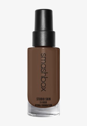STUDIO SKIN 15 HOUR WEARHYDRATING FOUNDATION - Foundation - 4.7