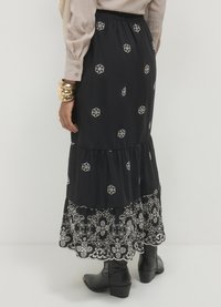 Calliope RICAMO  - Maxirock - var ultrablack