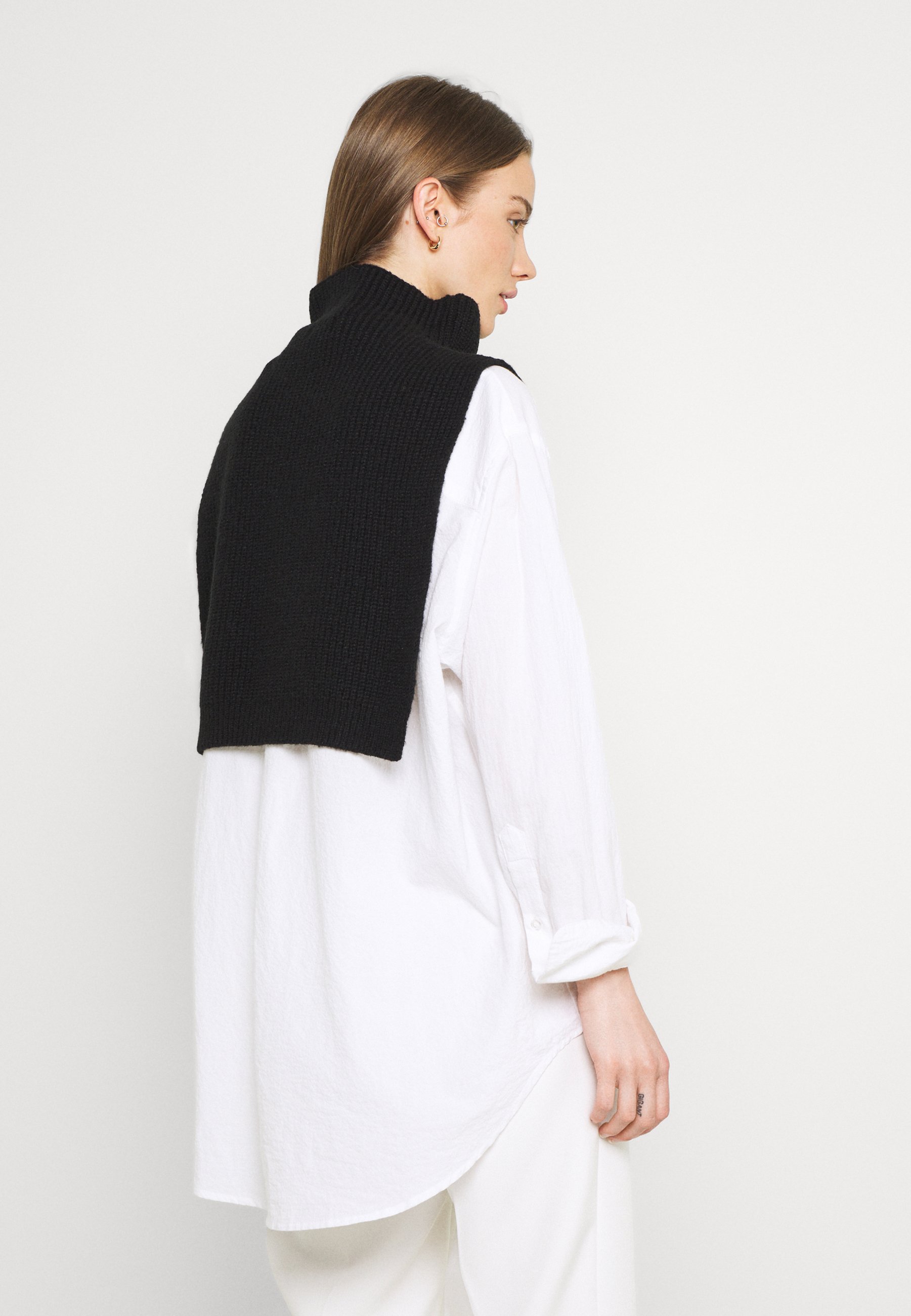 Women Cape Women Cape