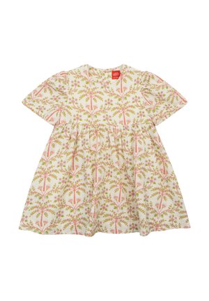 Bloemen katoenen jurk met korte mouwen, een geplooide taille en een witte achtergrond. Het ontwerp bevat roze bloemen en groene bladeren.