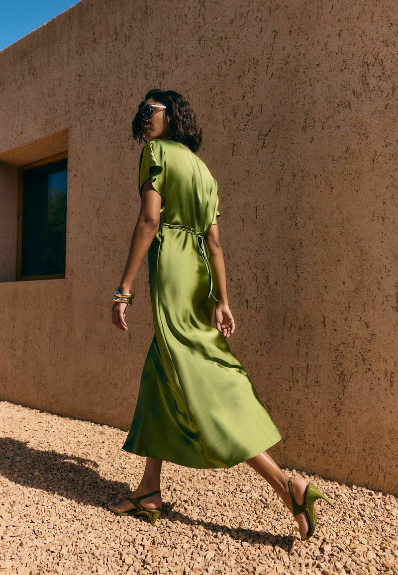olive green day dress Friends Like These REGULAR FIT - SATIN LACE TRIM BATWING MIDI - dress - green/green formal olive green dress