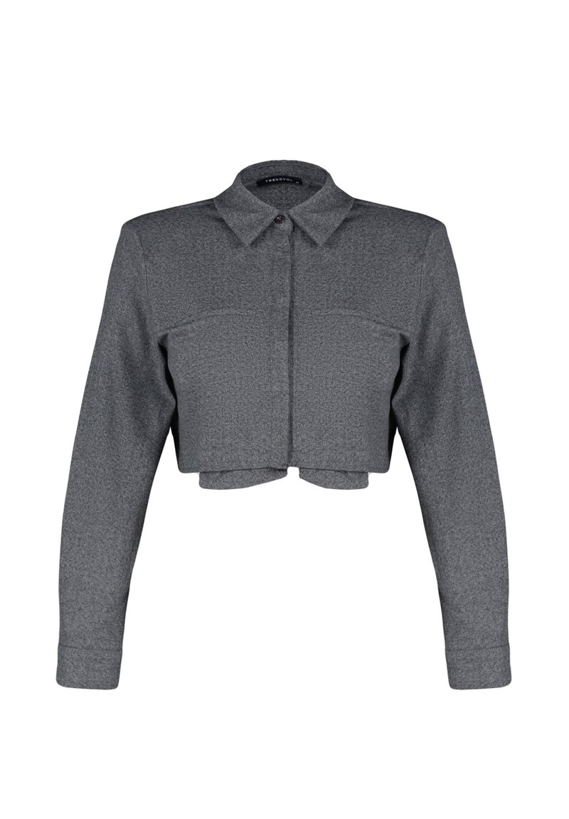 Trendyol Camicia - black