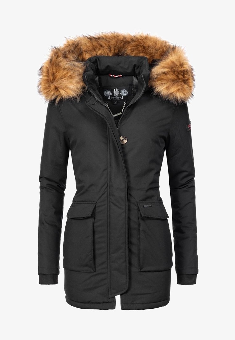 Parka d'hiver noire avec capuche bordée de fausse fourrure brune, fermeture avant à glissière et boutons, poches à rabat et poignets côtelés.