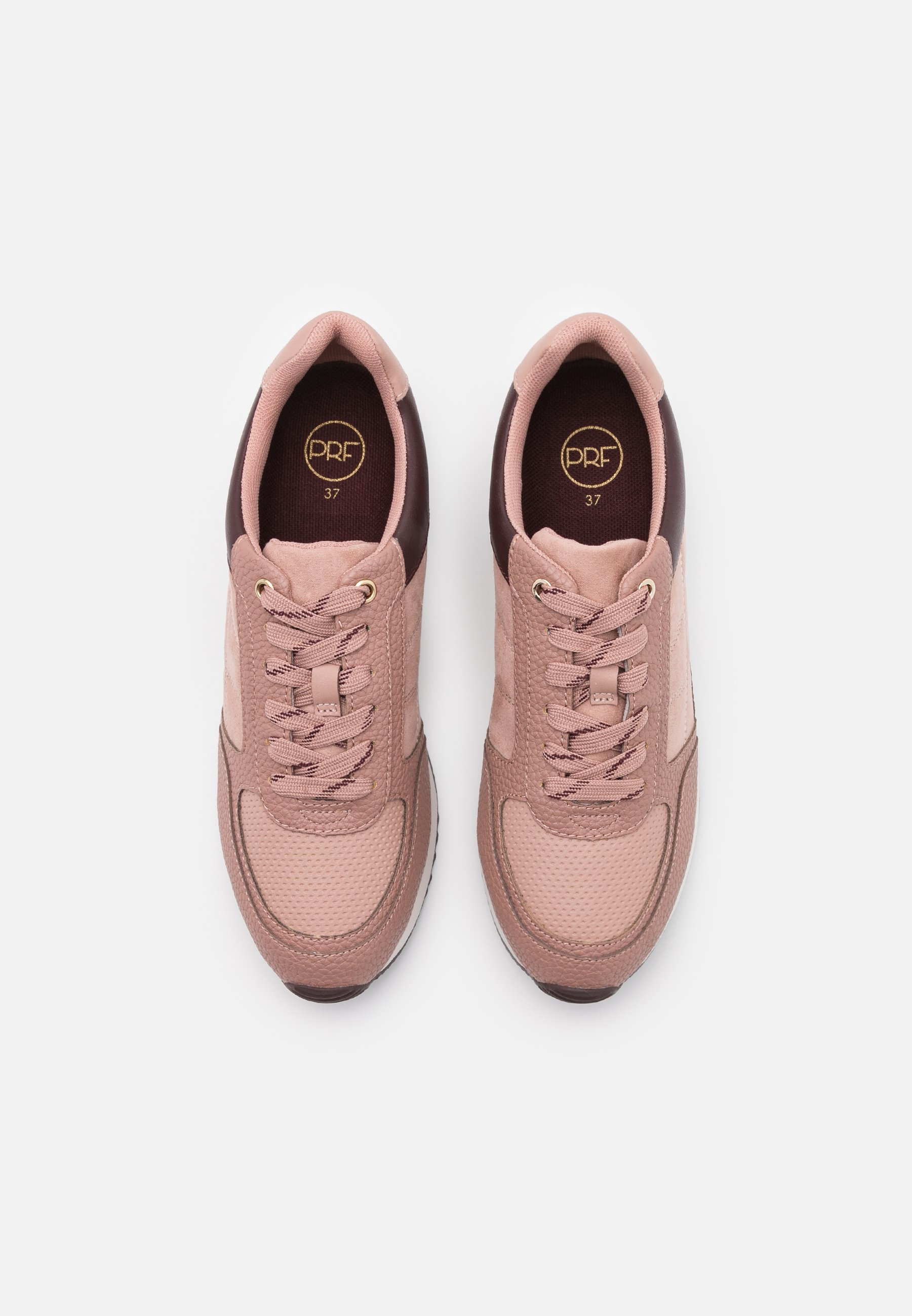 Femme Baskets basses Femme Baskets basses
