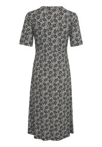 Mustakollane ja valge prindiga Kleid, mis on kaunistatud paisley mustriga, lühikeste varrukate ja ümmarguse kaelusega, ning põlvini ulatuva A-line siluetiga.