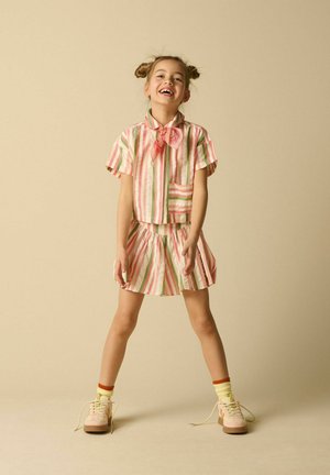 Sissy-Boy, SISSY-BOY GESTREIFTE KURZARMBLUSE - ROSA - Chemisier - rosa
