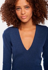 Mahogany ROSALIA - Robe fourreau - indigo