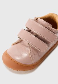 Bisgaard HALE  - Chaussons pour bébé - rose
