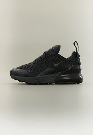 Sort Nike Air Max 270 sneaker med mesh-overdel, synligt luftpolstring i hælen og trækstrop bagpå vist i sideprofil på neutral baggrund.