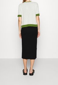 WEEKEND MaxMara Trui - green