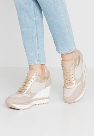 Sneaker low - nude