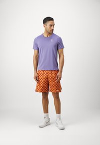 Thumbnail Image 6