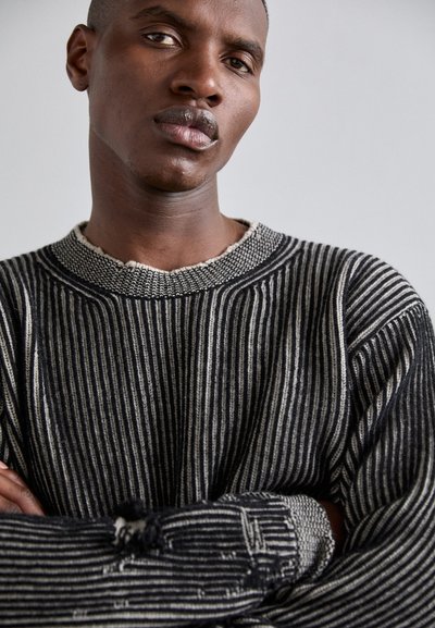 MM6 Maison Margiela REVERSIBLE CREWNECK - Pulóver - black/beige