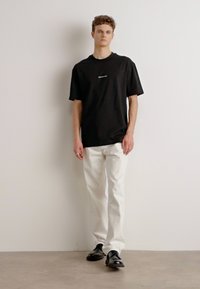 Calvin Klein Jeans CITY GRID MAP TEE - Camiseta estampada - black