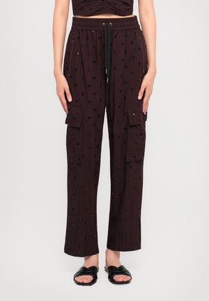 NEMU - Cargohose - deep burgundy
