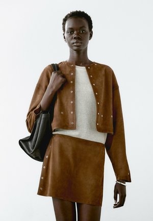 Massimo Dutti WITH EYELETS  - Bomber Jacket - BROWN
