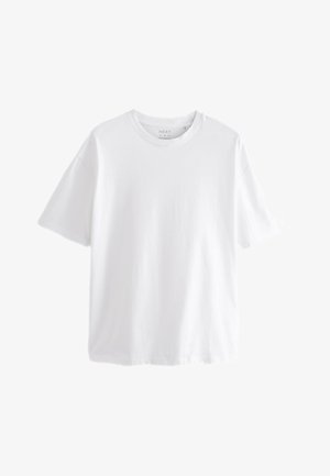 Hvid kortærmet T-shirt med rund hals og afslappet pasform, vist på hvid baggrund.