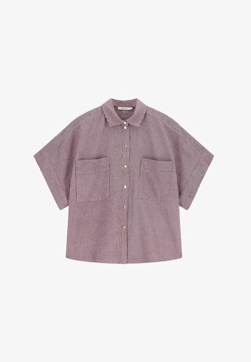 Short-sleeve button-up shirt in burgundy and white striped fabric, featuring two front pockets and a classic collar. Soft texture.