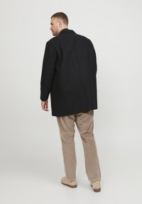 Jack & Jones PLUS SIZE - Kratki kaputi - black