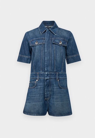 Denimový overal s krátkými rukávy, předním zipem, dvěma náprsními kapsami a designem s pěti kapsami. Tmavě modrá barva se světlejším vyblednutím.