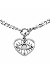 Silberne Herzanhänger mit einem Augendesign in der Mitte, das mit einem kleinen klaren Edelstein verziert ist. An einer Kette mit einem runden Verschluss befestigt.
