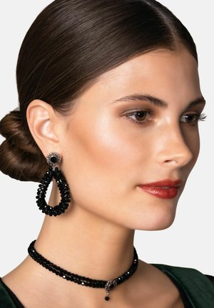 Alpenflüstern, TRACHTEN GLAMOUR-OHRRINGE PERLEN-TROPFEN HELENA MIT OHRSTECKER (SCHWARZ) - Ohrringe - schwarz