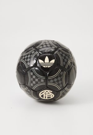 FC BAYERN UNISEX - Club wear - black/base green/halo ivory