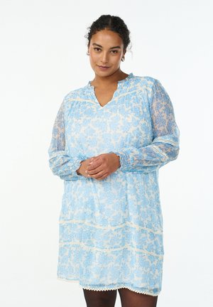 KURZES MIT HÄKEL­DETAILS - Hverdagskjole - light blue aop