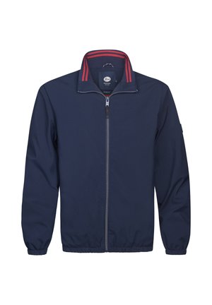 Marineblauwe jas met ritssluiting, kraag met rode strepen, elastische manchetten en een gladde textuur. Voorzien van een logolabel aan de binnenkant van de kraag.