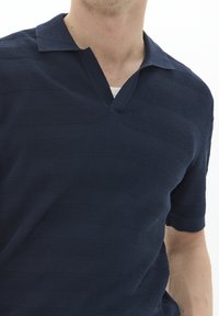 Thumbnail Image 4