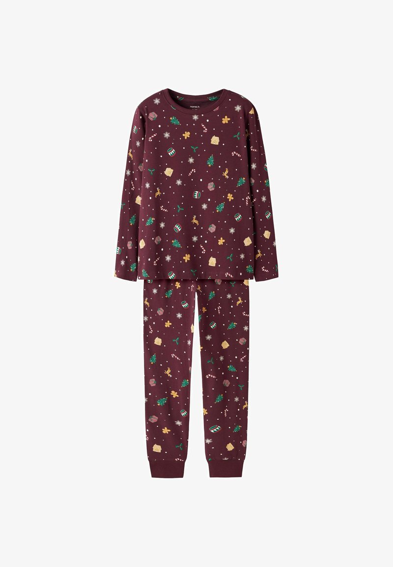 Maroonsin yöasu, jossa on pitkät hihat ja housut, esittelee juhlavaa kuviota, joka sisältää piparkakkuja, karkkitanko ja joulupuita. Pehmeä puuvillamateriaali.