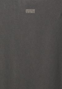 American Vintage PYMAZ - T-shirt - bas - carbone vintage