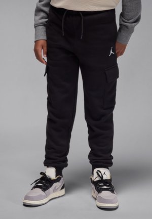 BROOKLYN PANT - Pantaloni de trening - black