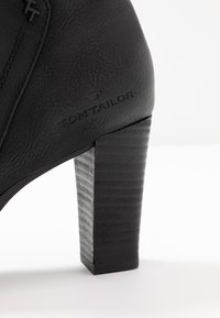 TOM TAILOR Nilkkurit - black