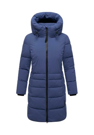 Lang blauwe gewatteerde winterjas met hoge kraag, rits aan de voorkant en verstelbare trekkoorden op de capuchon.