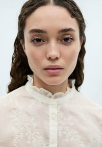 Mango Skjortebluser - off-white