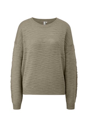 Suéter de punto verde con escote redondo, mangas largas y un ajuste suelto y texturizado. Bajo y puños acanalados, con un sutil patrón horizontal.