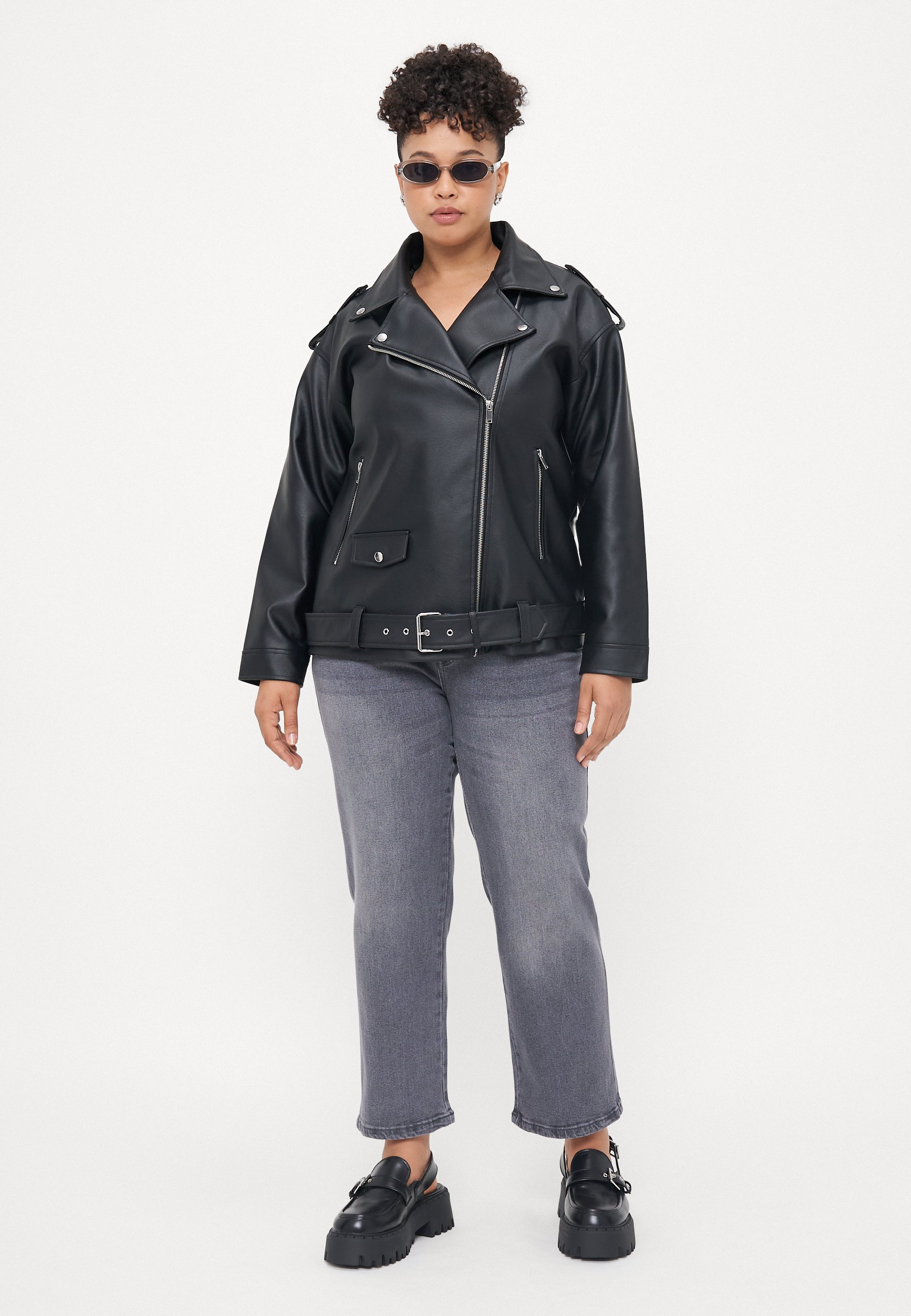 Noisy May NMPAULINA OVERSIZE BIKER JACKET - Faux leather jacket