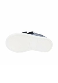 Scarpa nera in materiale sintetico con suola in gomma bianca, caratterizzata da una texture liscia e due fasce in velcro per la chiusura.