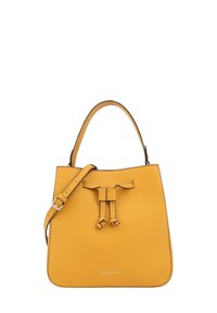 Sac seau en cuir jaune avec un fond plat, fermeture à cordon et une bandoulière ajustable. Texture lisse et design simple.