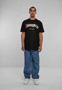 Upscale by Mister Tee COMPTON L A - T-shirts print - black