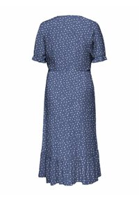 Abito blu con stampato floreale bianco, maniche corte, scollatura tonda, vita aderente e orlo a ruffle. Tessuto leggero, design di lunghezza media.