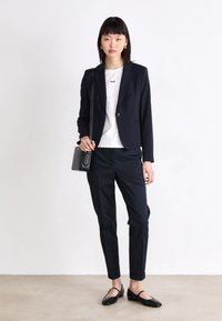 BOSS LIRIEL CROSSBODY - Axelremsväska - black