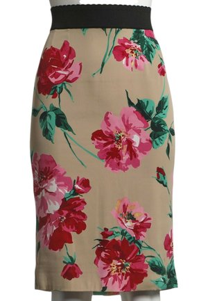 Beige knælængde nederdel med stort pink og rødt blomsterprint og en bred sort linning.