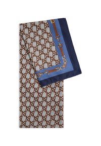 Foulard di seta con un motivo geometrico marrone e bianco, bordato di blu scuro con un design simile alla pelle marrone.