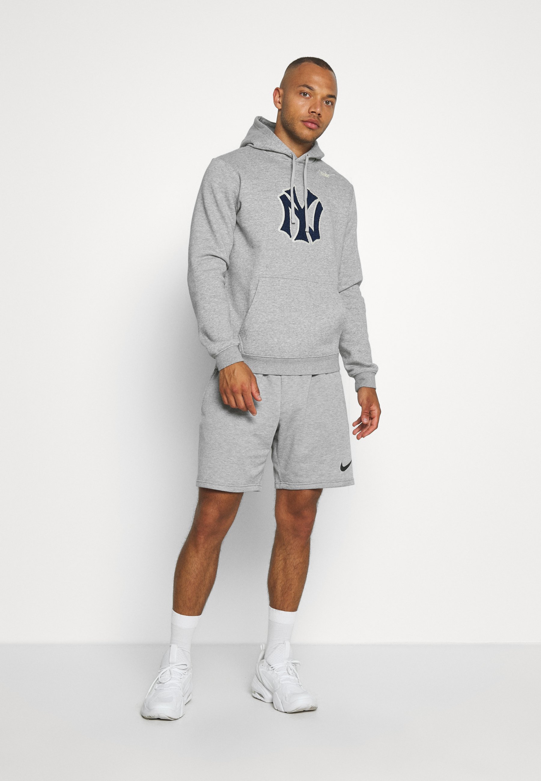 nike new york yankees hoodie