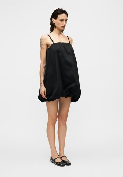 Undress Code CLOUD DRESS - Kokteilikleit/peokleit - black
