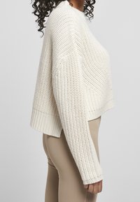 Urban Classics Stickad tröja - sand