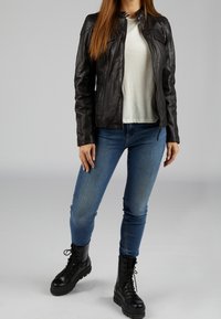 7eleven Skinnjacka - black