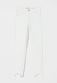 Pantalones vaqueros de denim blanco con corte de pierna recta, dobladillo deshilachado, costuras en contraste y cierre de botón metálico en la cintura.